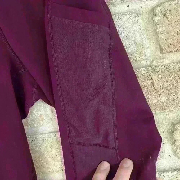 Women’s Fabletics Powerhold Leggings - Picture 3 of 5